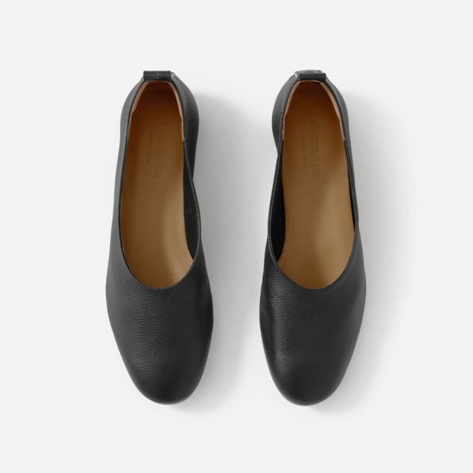 Everlane’s The Day Glove Flats Are Only $100 Today — Everlane Sale