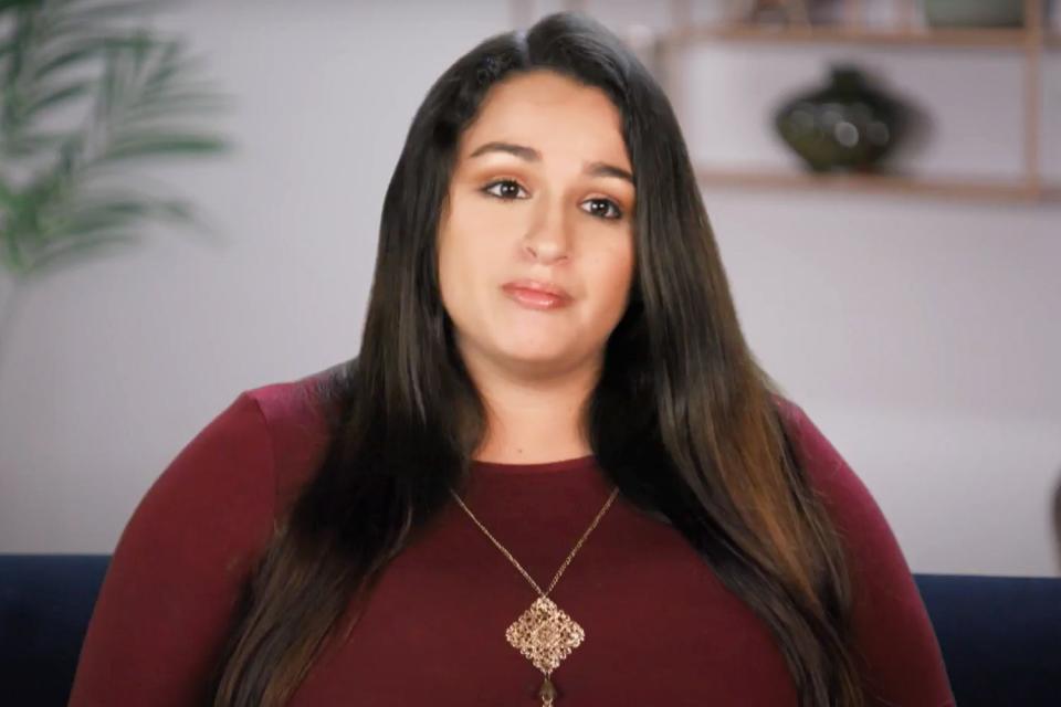 Jazz Jennings waits to hear from Harvard in I Am Jazz sneak peek