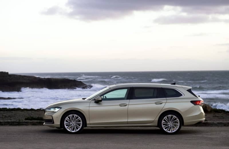 Something of a long vehicle, the Skoda Superb measures a stately 4.90 metres. Skoda/dpa
