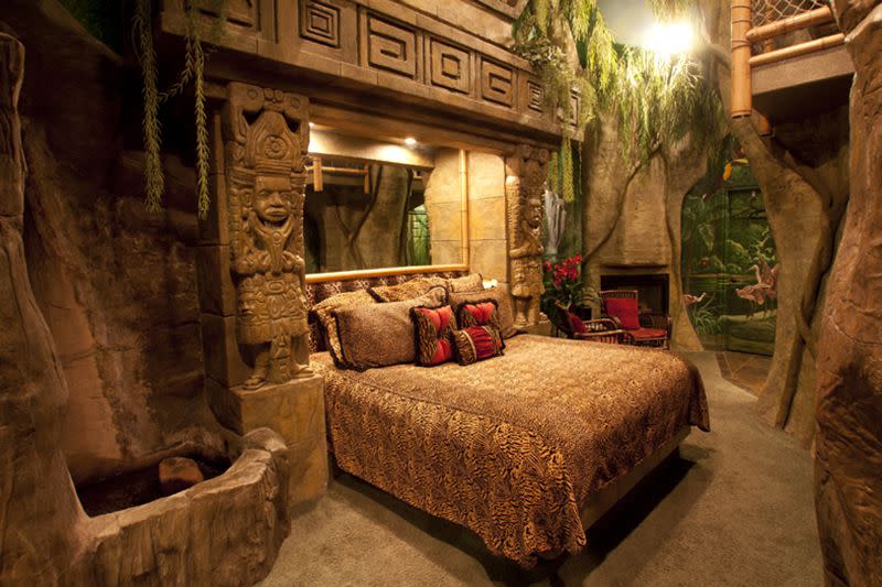 Mayan Rainforest Suite, Black Swan Inn in Pocatello, Idaho