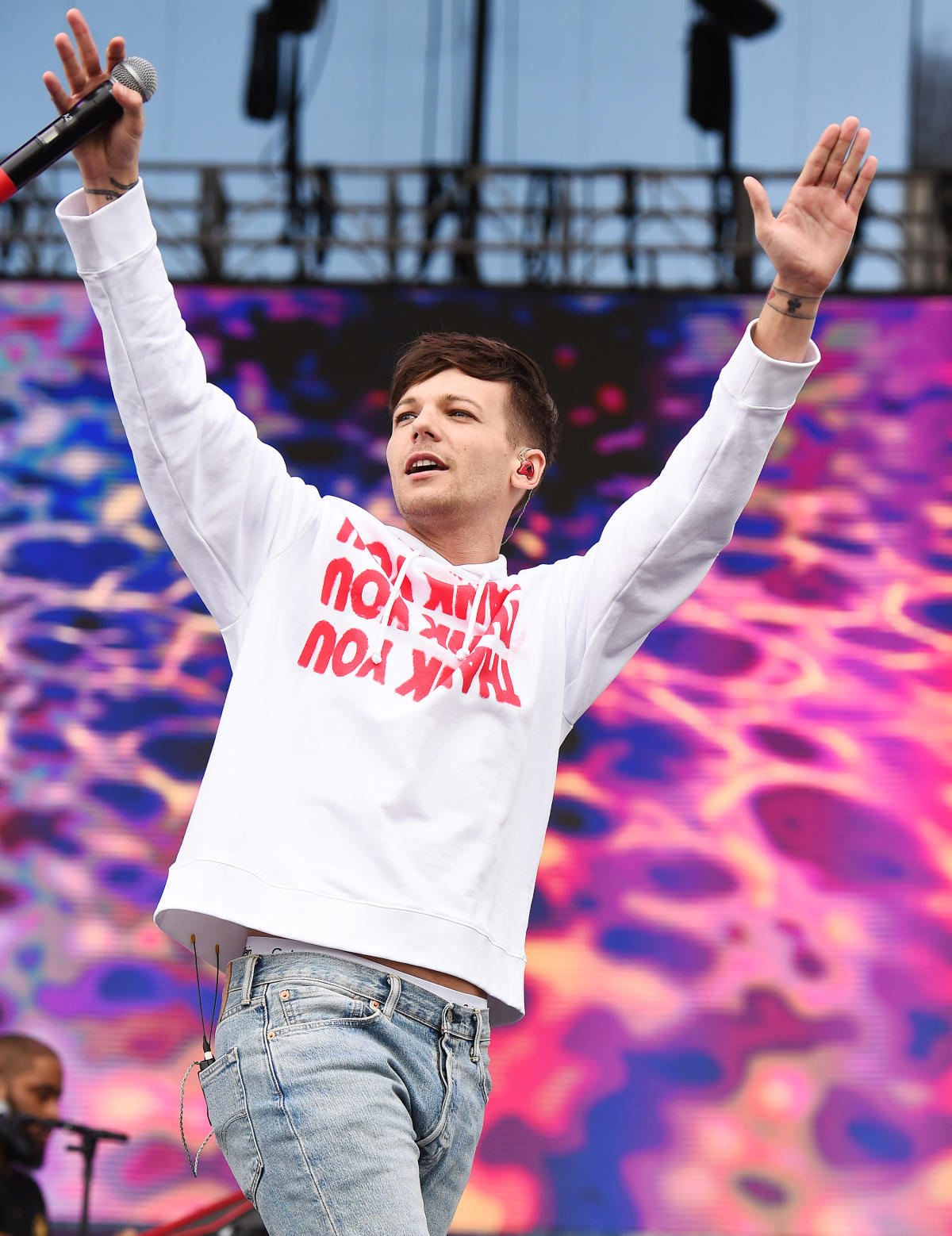 Louis Tomlinson show postponed after Colorado hailstorm injures 80