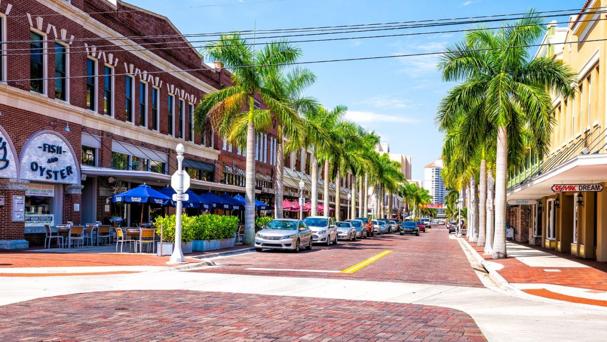 fort myers, florida main street with shopping and restaurants
