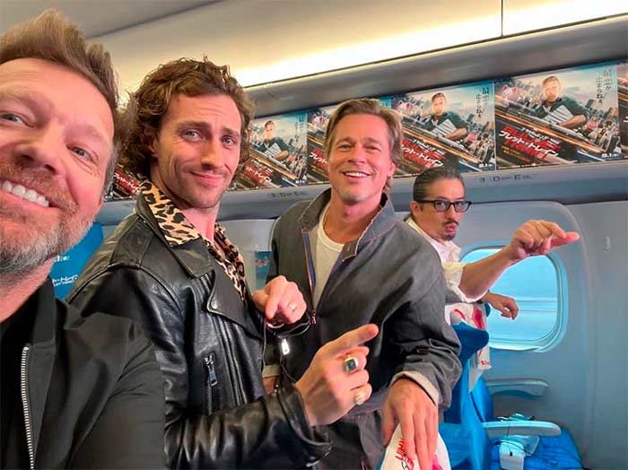 Aaron Taylor-Johnson con Brad Pitt en The Bullet Train