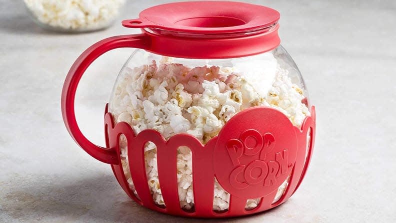 Making air-popped popcorn has never been easier.