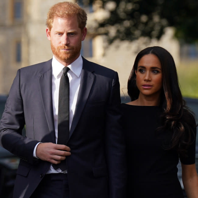 Harry y Meghan en su aparición del sábado en Windsor credit:Bang Showbiz