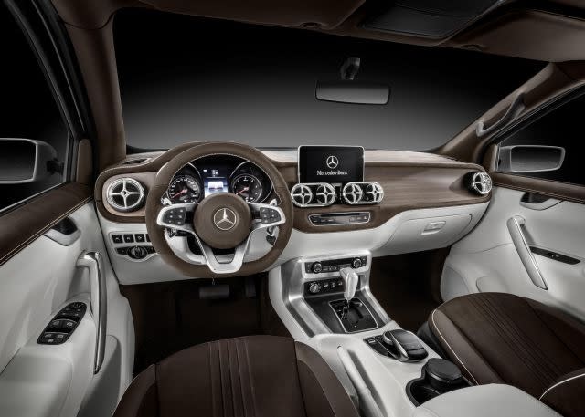 Mercedes-Benz X-Class Concept interior