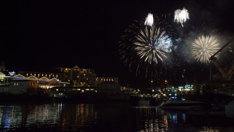 Fireworks light the sky during celebrations on January 1, 2016, in the Victoria & Alfred Waterfront area of Cape Town, South Africa. - Ashraf Hendricks/Anadolu Agency/Getty Images