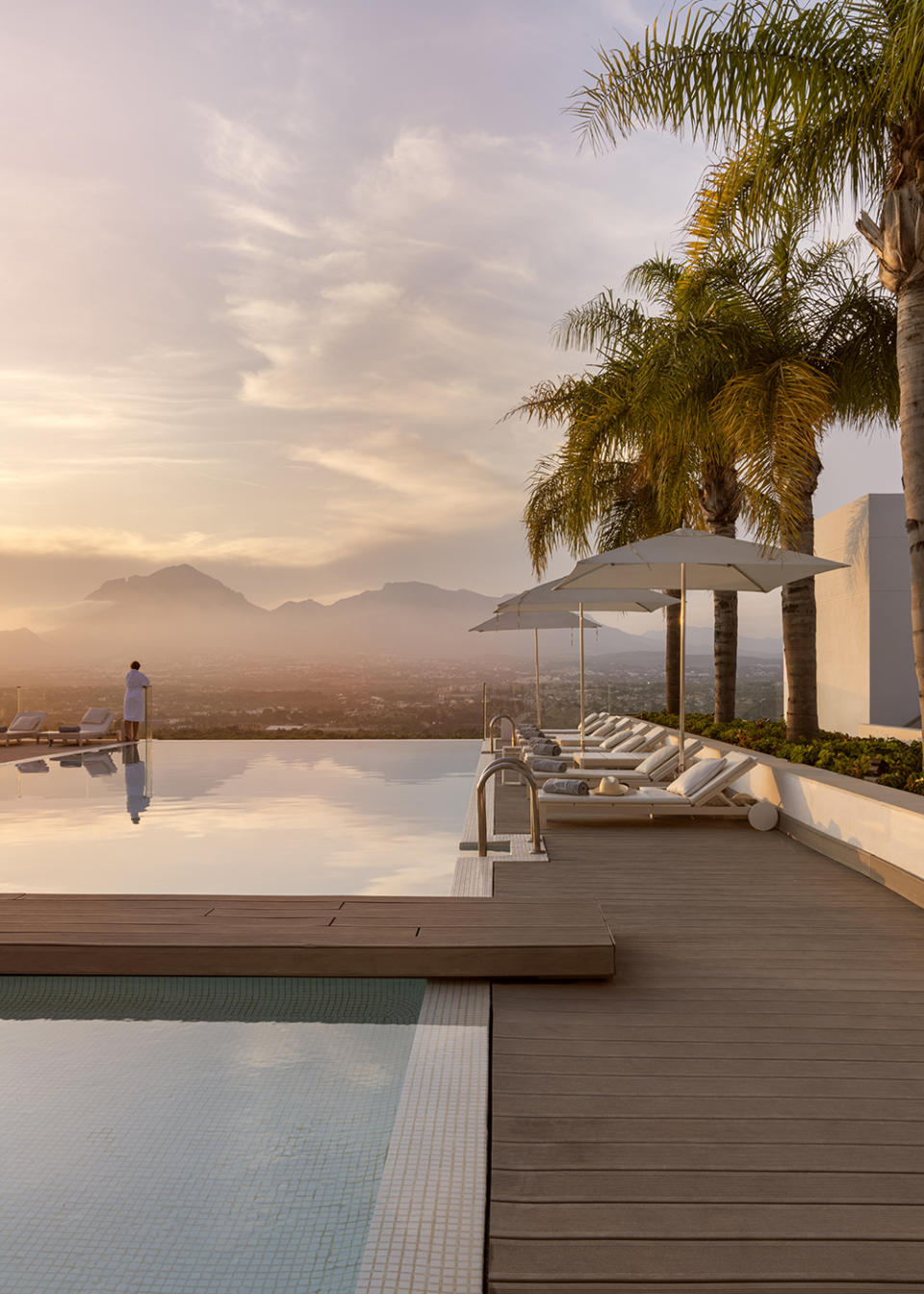 The infinity pool at Sha Wellness.