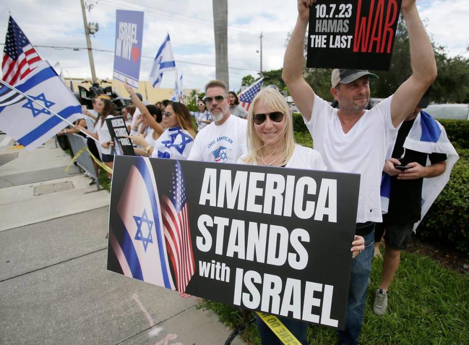 Dara Cohen of Aventura express her support for Israel and condemn Hamas aggression against Israel during the protest on October 8, 2023 in Fort Lauderdale.