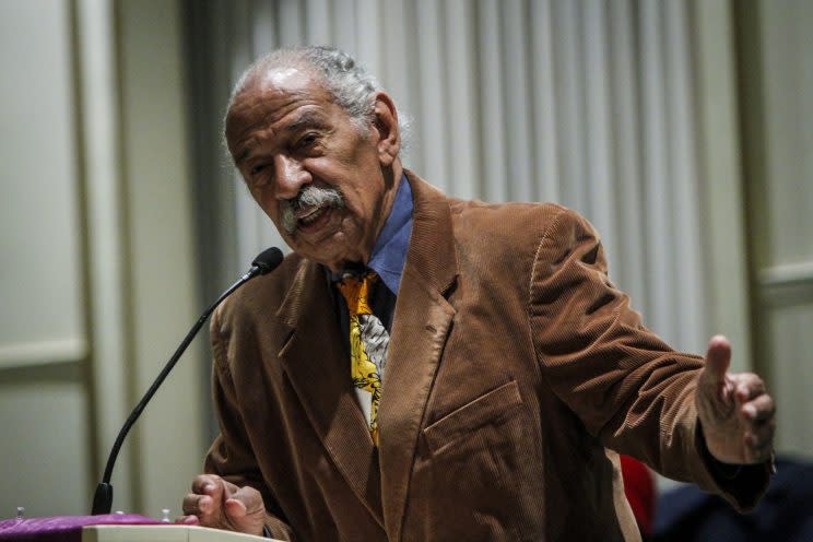 U.S. Rep. John Conyers (D-MI) speaks at a town hall meeting for Congressman Keith Ellison at the Church of the New Covenant-Baptist on December 22, 2016 in Detroit, Michigan. (Photo: Sarah Rice/Getty Images)