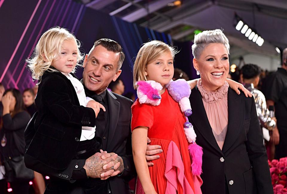 pink and carey hart with their children