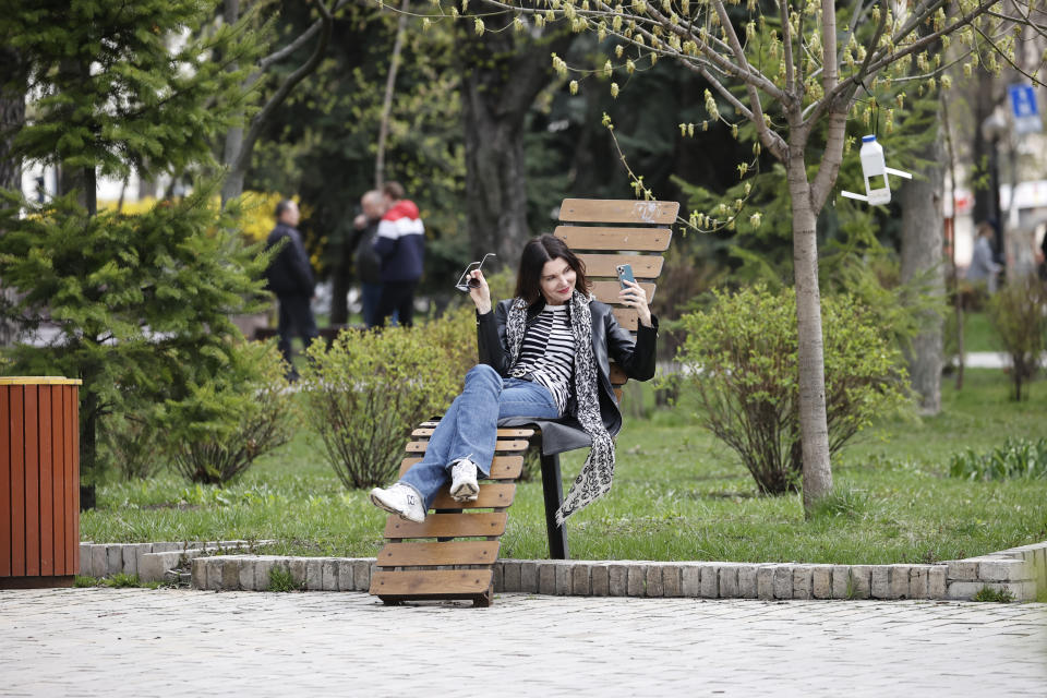 KYIV, UKRAINE - APRIL 25: Residents of the Ukrainian capital Kyiv can walk freely in the streets and at the city's park enjoying a beautiful spring day after weeks of Russian attacks on April 25, 2022.. (Photo by Dogukan Keskinkilic/Anadolu Agency via Getty Images)