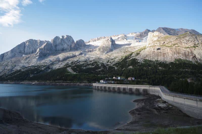 Glacier collapses in Italian Alps, at Marmolada