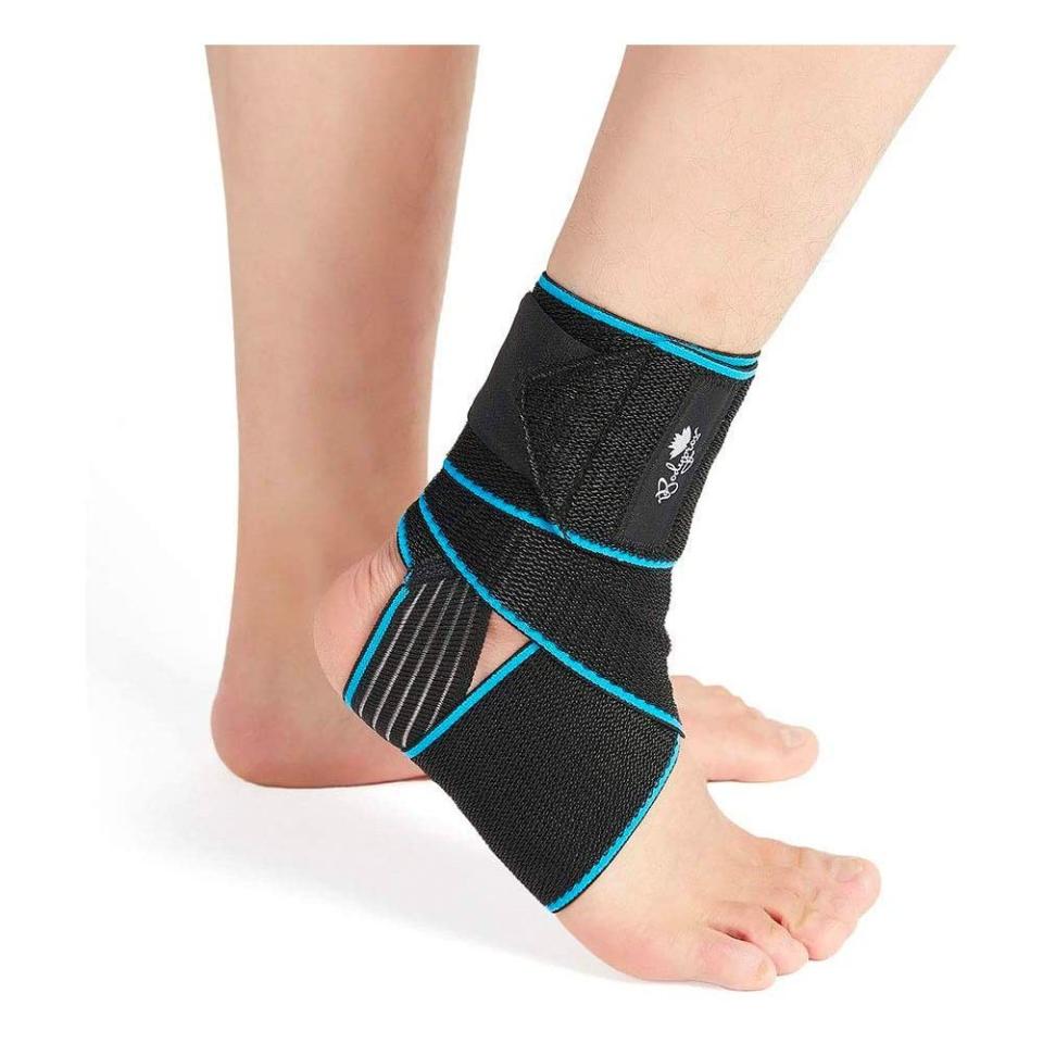 6) Adjustable Compressive Ankle Brace