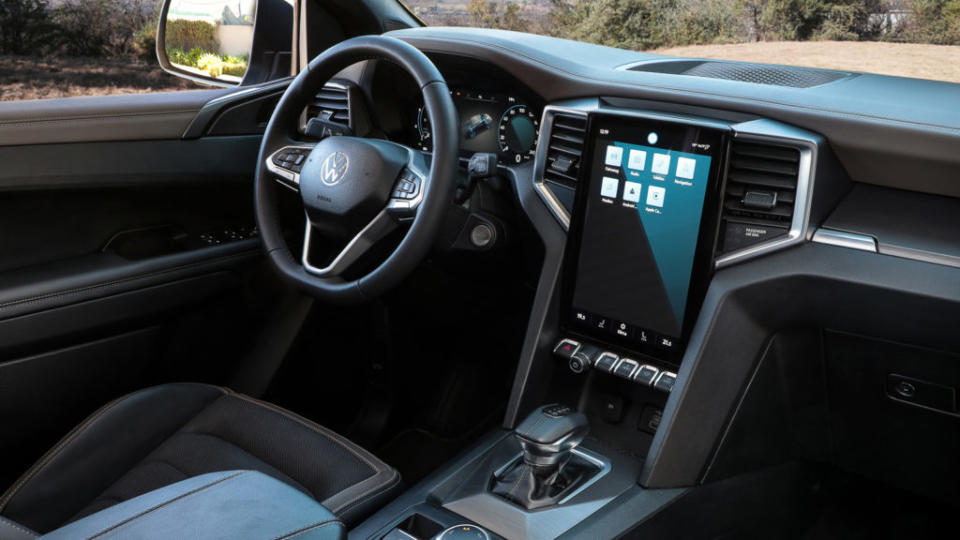 依車型等級不同新世代Amarok中控台螢幕最高可達12吋。(圖片來源/ 福斯商旅)