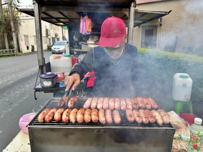 桃園｜大溪幸福小站現烤蜜汁香腸