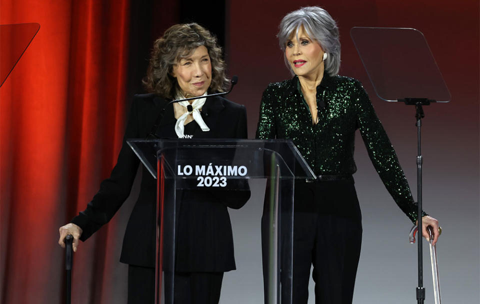 Lily Tomlin and Jane Fonda at HOMEBOY INDUSTRIES 2023 LO MAXIMO AWARDS AND FUNDRAISING GALA