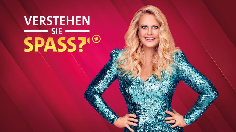 Die neue Folge von "Verstehen Sie Spaß?" mit Moderatorin Barbara Schöneberger läuft am Samstag, 25. Juni, 20.15 Uhr, im Ersten. (Bild: SWR / Kimmig Entertainment)