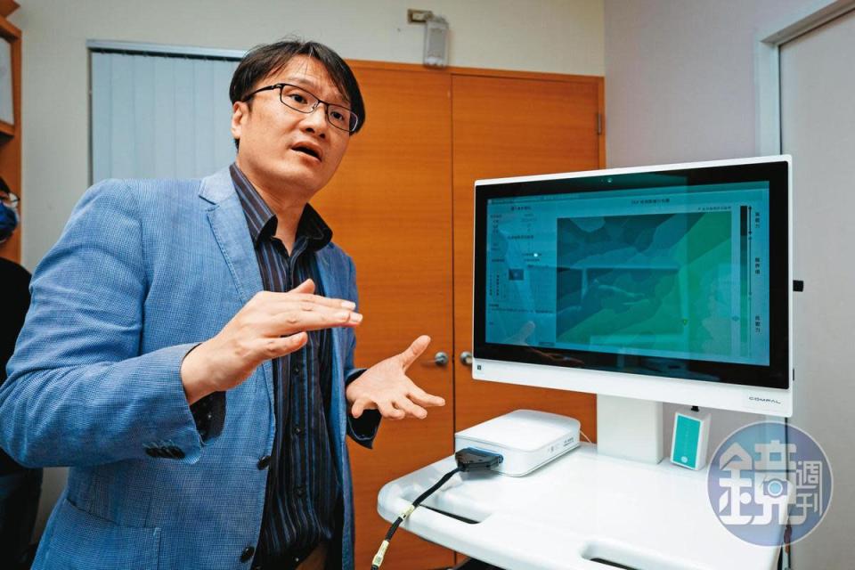 宏智生醫的「八通道腦波AI檢測系統」硬體先後在FDA及TFDA取證成功，可說是早覺醫療產業的台灣之光。圖為宏智生醫創辦人，劉益宏。