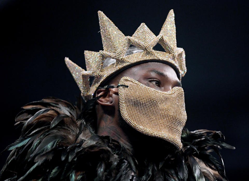 LOS ANGELES, CA - DECEMBER 01:  Deontay Wilder costume as he enters the ring to fight Tyson Fury during the WBC Heavyweight Championship at Staples Center on December 1, 2018 in Los Angeles, California.  (Photo by Harry How/Getty Images)