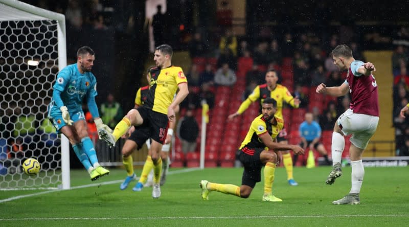 Premier League - Watford v Burnley