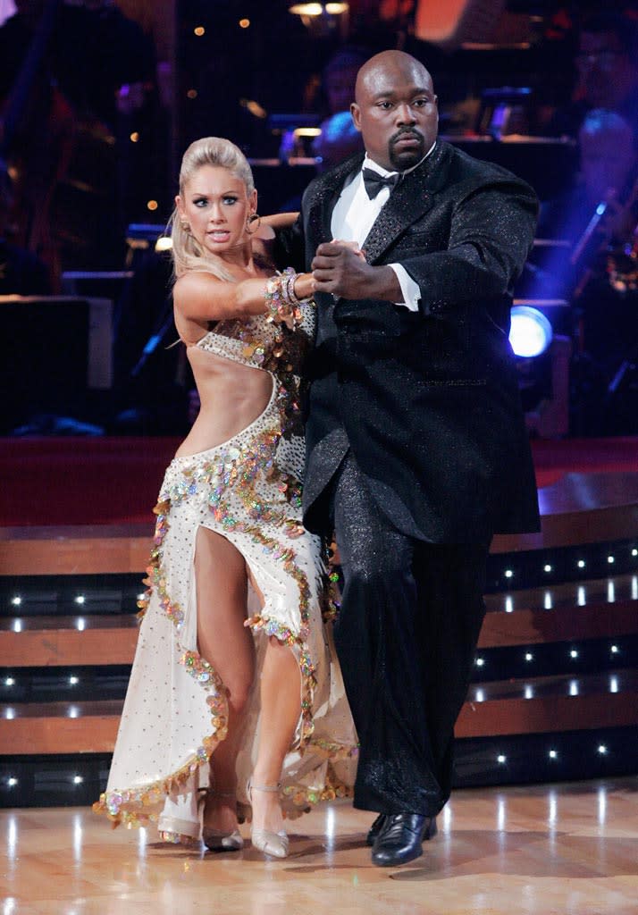 Kym Johnson and Warren Sapp perform a dance on the seventh season of Dancing with the Stars.