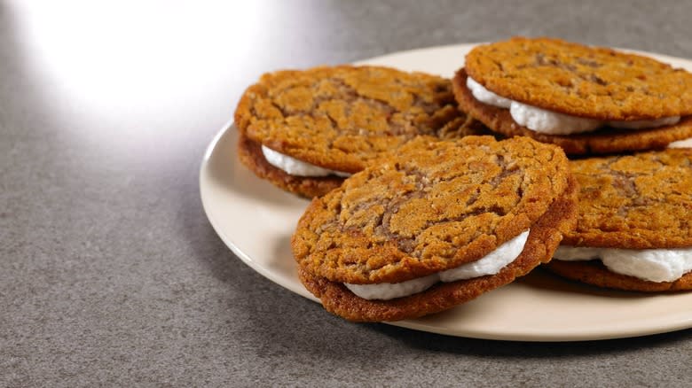 Little Debbie oatmeal creme pies