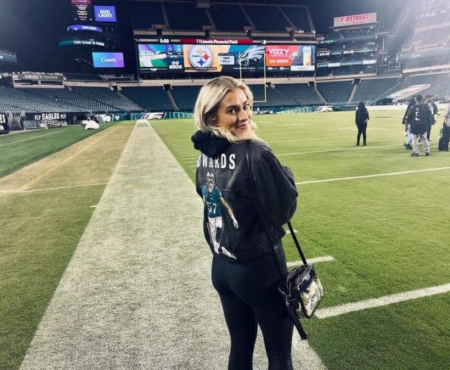 Eagles receiver Britain Covey and wife Leah welcome son