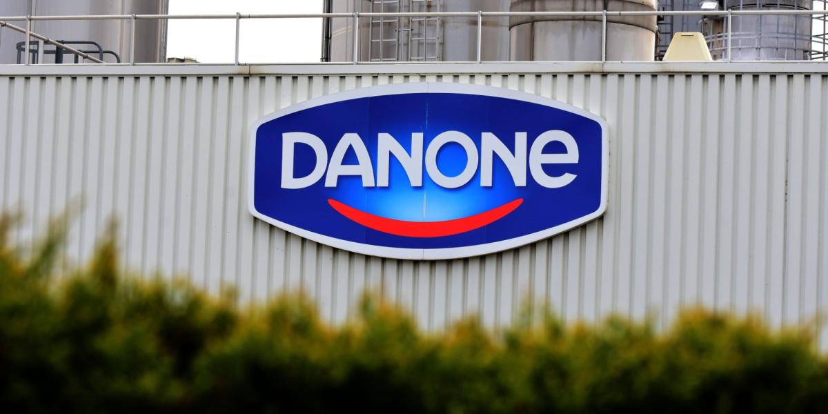 Demandan a Danone por incumplimiento de la Ley de Diligencia Debida