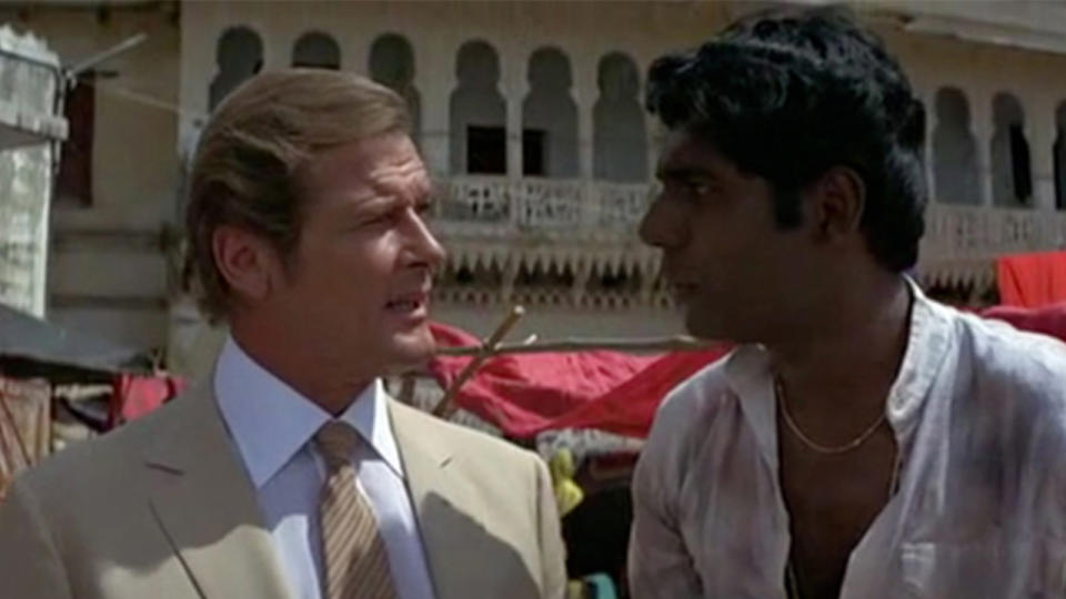 Roger Moore and Vijay Amritraj in Octopussy