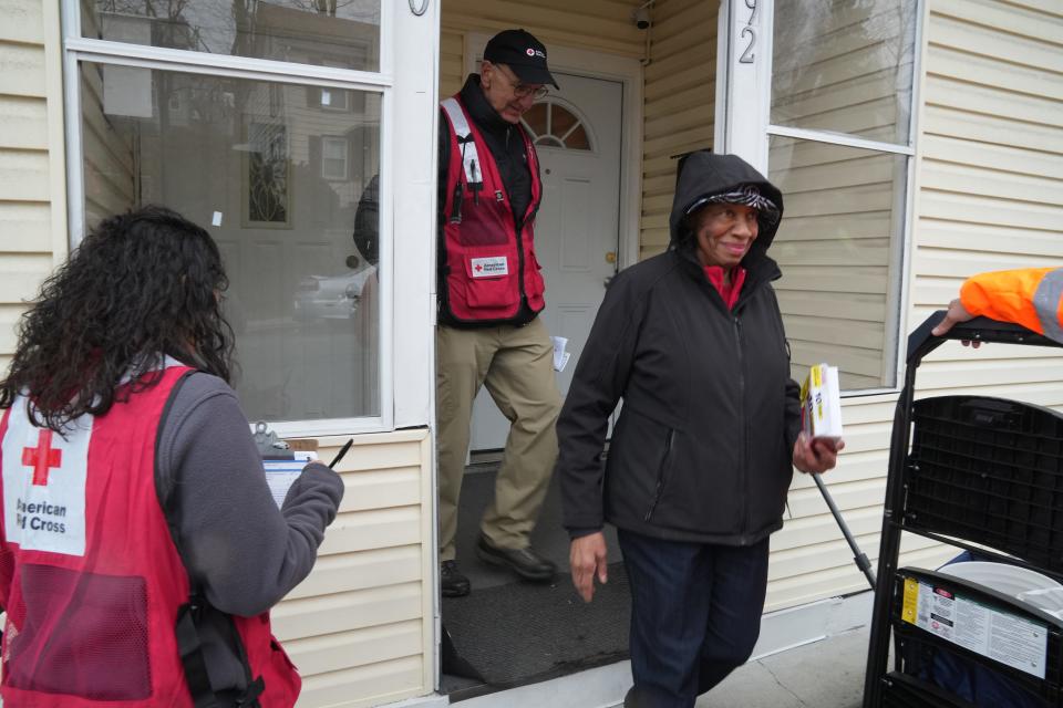 Dover Mayor Carolyn Blackman toured local homes on Saturday as part of a program to offer free smoke detector inspections and installations.