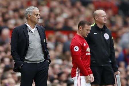 Manchester United&#39;s Wayne Rooney comes on as a substitute as Manchester United manager Jose Mourinho looks on. Britain Football Soccer - Manchester United v Leicester City - Premier League - Old Trafford - 24/9/16. Action Images via Reuters / Carl Recine Livepic