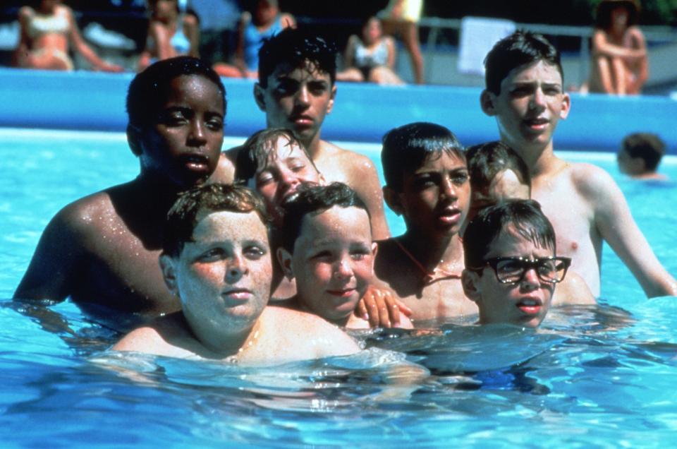 “The Sandlot” cast filming the pool scene.