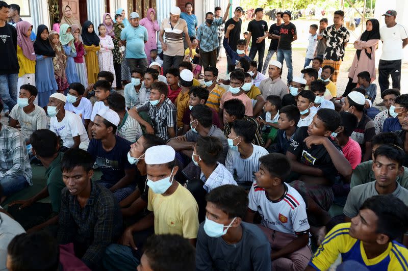 Rohingya Muslims arrive in Pidie, Aceh province