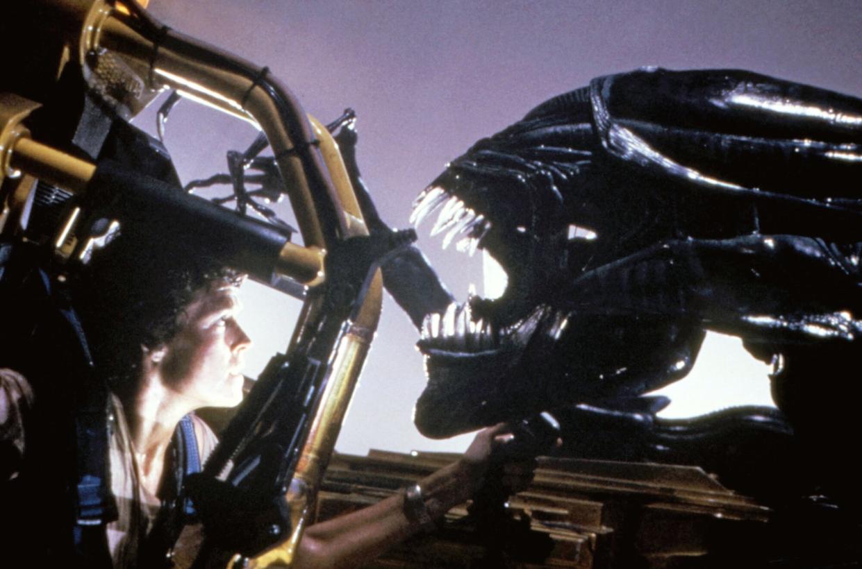 ALIENS, Sigourney Weaver, 1986, TM and Copyright (c)20th Century Fox Film Corp. All rights reserved.
