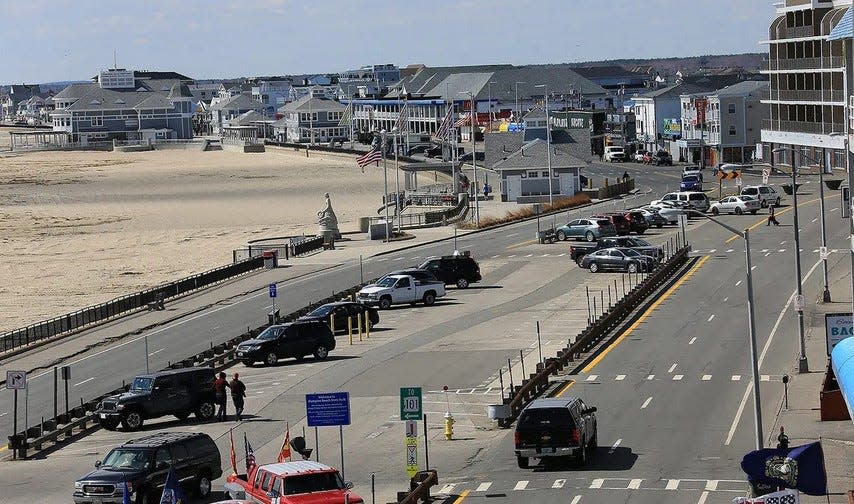 The state is looking at making traffic and safety improvements to 3.3-mile stretch of Ocean Boulevard at Hampton Beach from the state park to High Street.