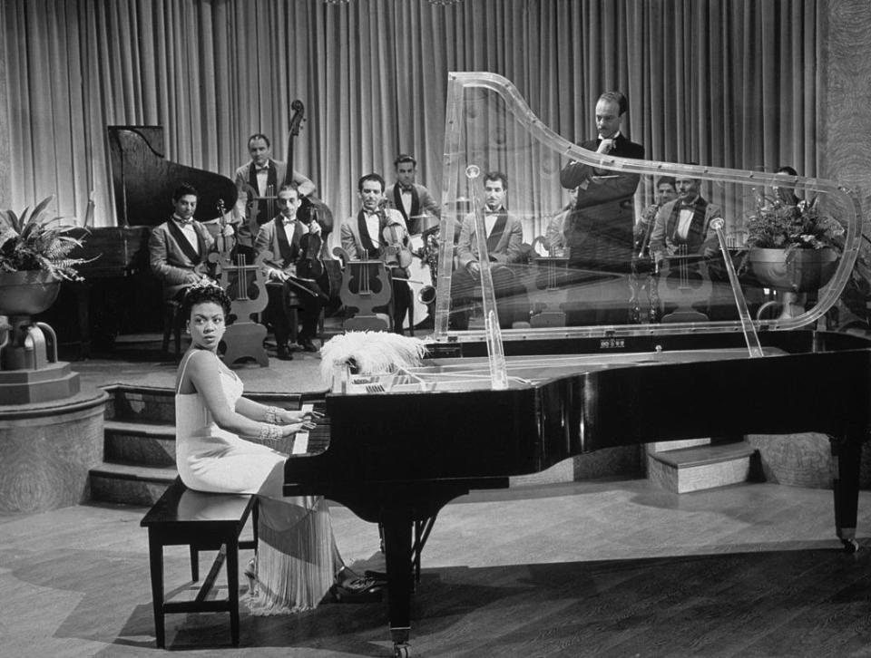 Hazel Scott performing