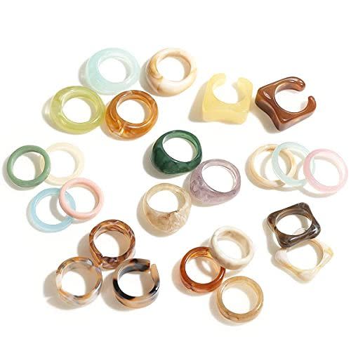 53) 24 Piece Resin Rings