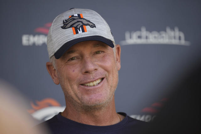 Deion Sanders hires ex-Broncos OC Pat Shurmur for CU's staff