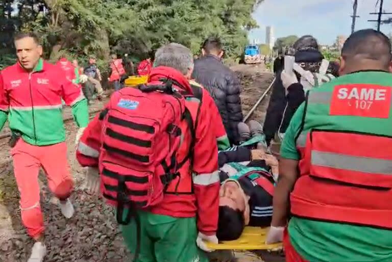 Descarriló una formación del tren San Martín en Palermo; el titular del SAME confirmó hay 60 heridos