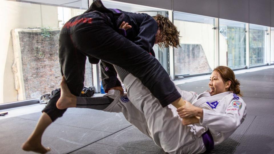 A BJJ class is a mental workout as well as a physical workout. (PHOTO: Evolve MMA)