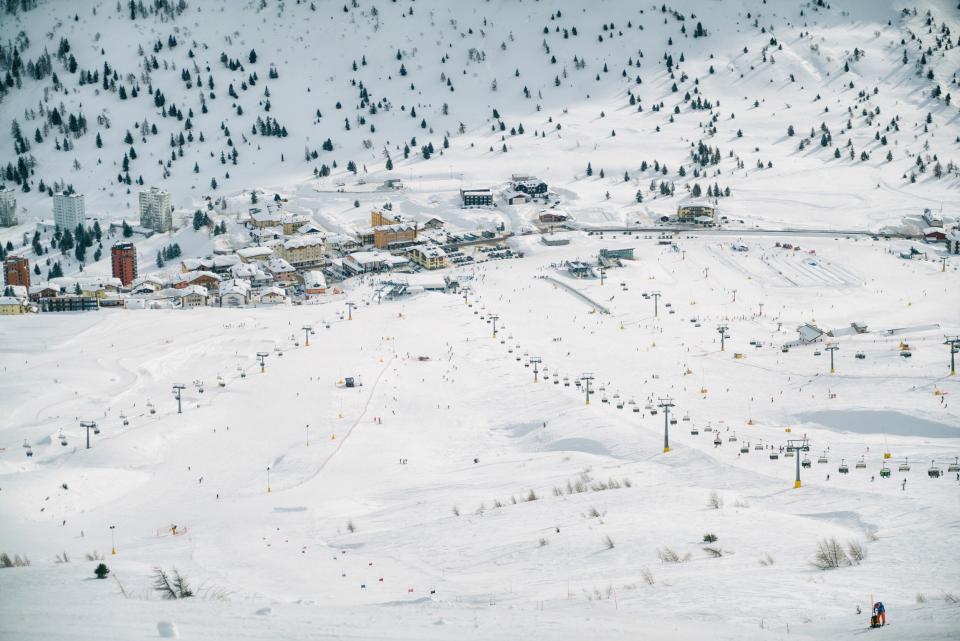 passo tonale slopes