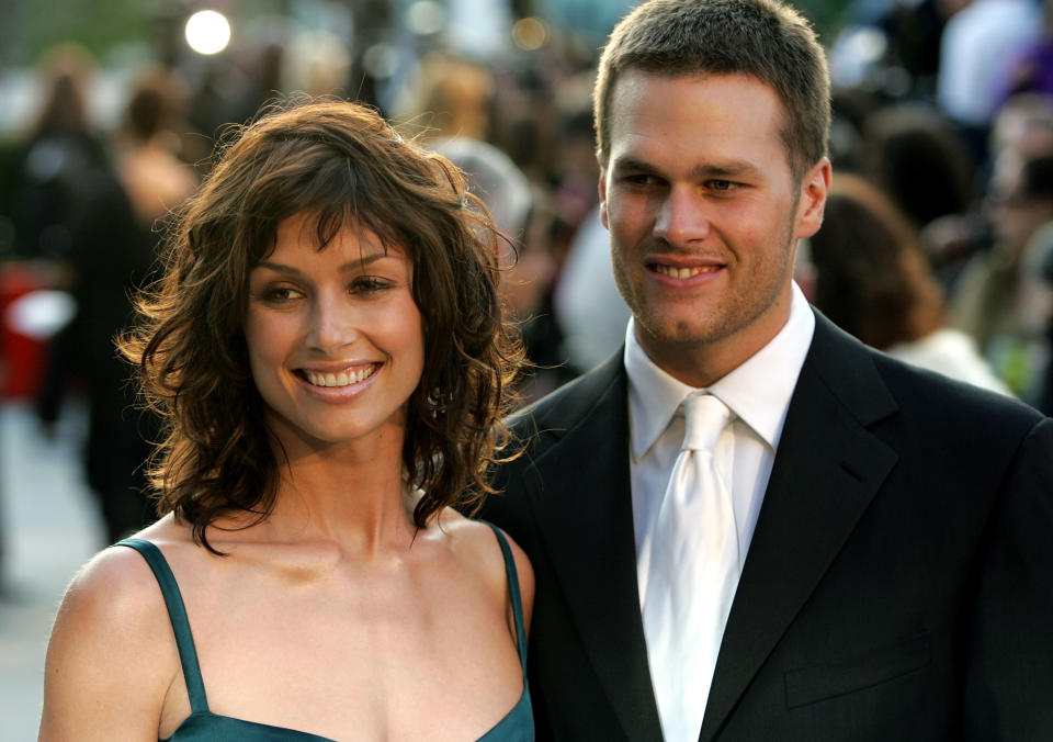 Bridget Moynahan y Tom Brady en Vanity Fair Oscar Party en Mortons 2005 en West Hollywood, California.  (Photo by Mark Mainz/Getty Images)