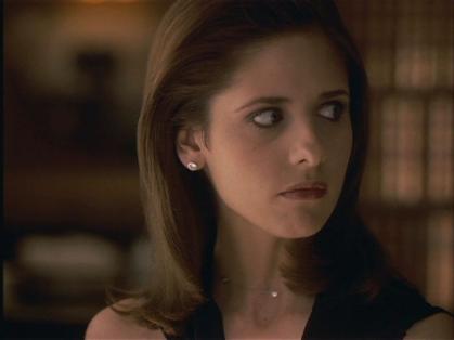 kathryn cruel intentions necklace