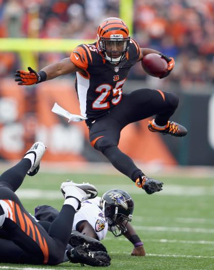 Giovani Bernard makes the leap (Photo by Andy Lyons/Getty Images)