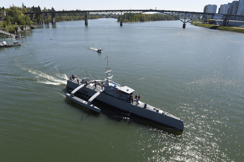 The Sea Hunter autonomous ship turns after coming out of port.