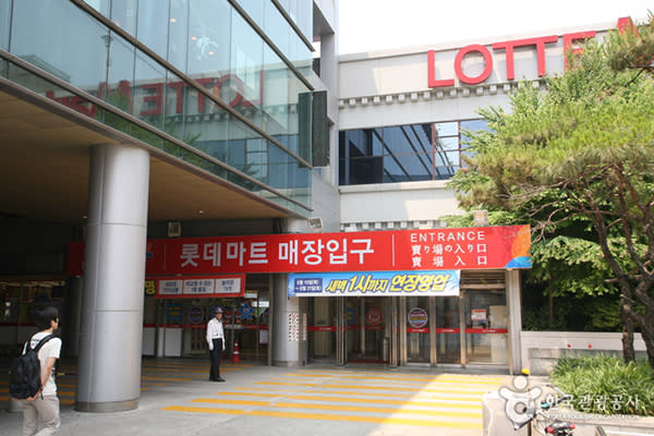 韓國政府願意多給予首爾車站的樂天超市一至兩年的續租期，讓樂天超市能在此繼續營業（圖／韓國觀光公社）