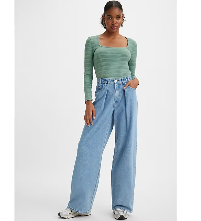 Levi's Pleated Baggy Dad Jeans