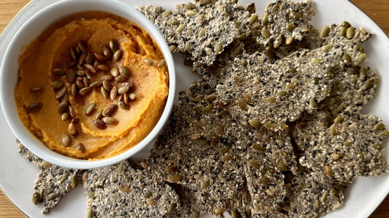 Seed crackers with pumpkin hummus