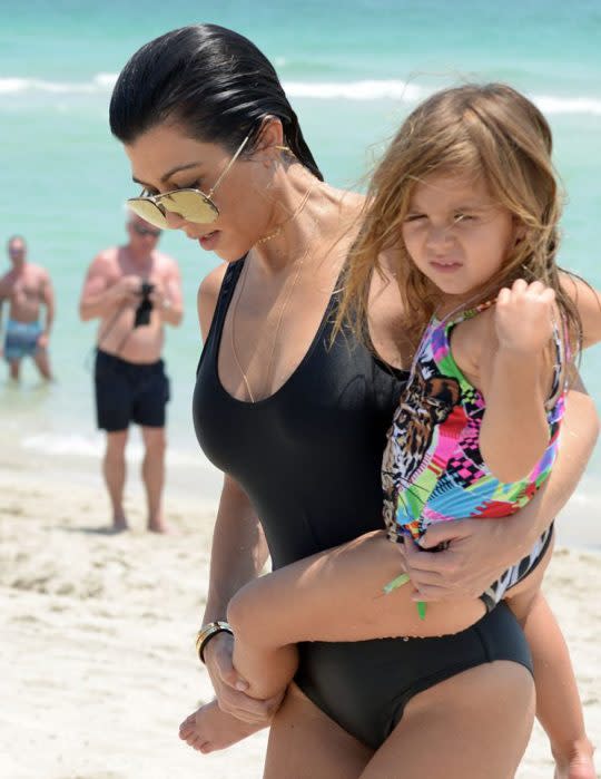 Kourtney Kardashian with her daughter Penelope. (Photo: Getty Images/Dave Lee)